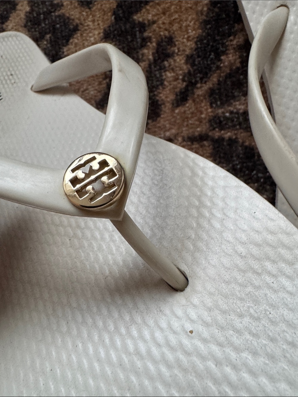 Tory Burch White Logo Flip Flop Sandals - Picture 5 of 11